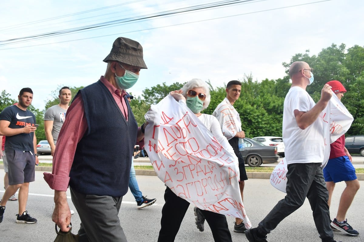 Protest naselje Pantelej 2; foto: Vanja Keser