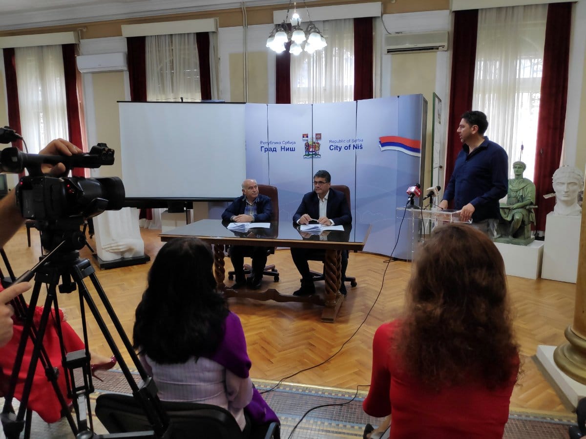 Potpisivanje ugovora za vrtic foto JV