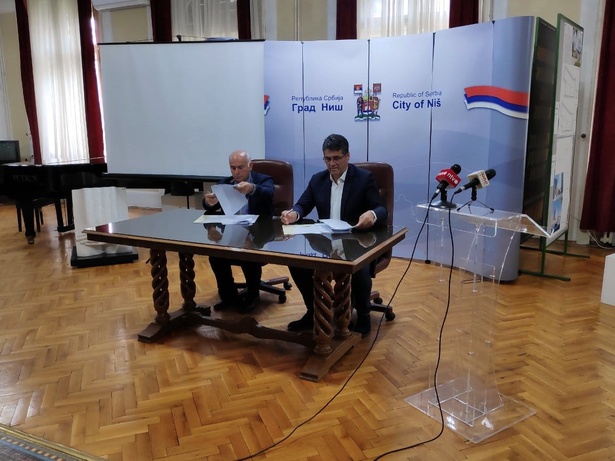 Potpisivanje ugovora za vrtic 1 foto JV