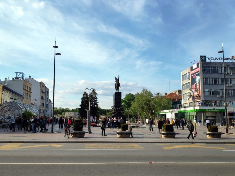 Novo osvetljenje Nis foto JV