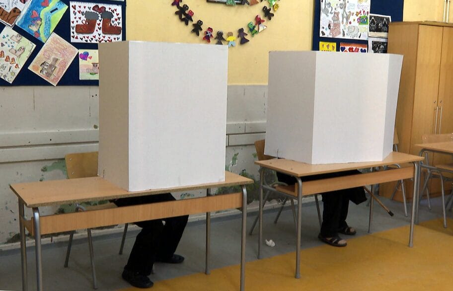 Ponovljeni izbori 2 foto V Keser