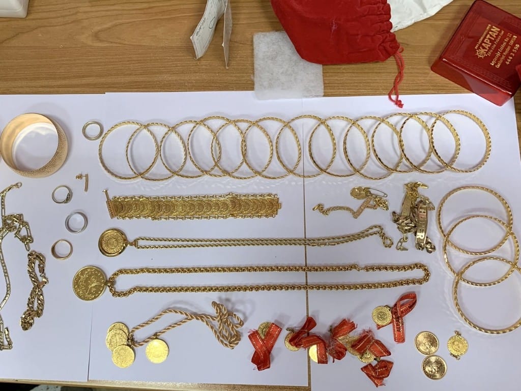 zlato foto Uprava carina