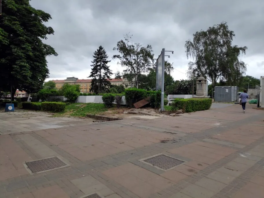 Uklonjene trafike1 foto JV J A