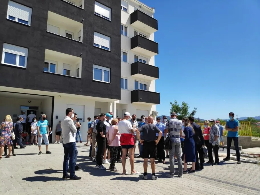 Somborska izvrsitelji stanovi 6 foto JV