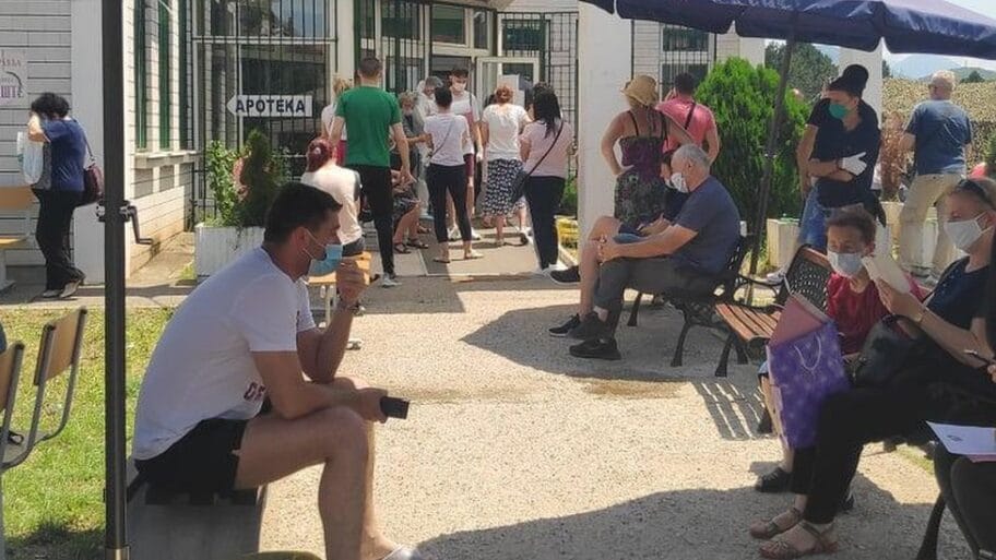 113298680 800x600 kovid ambulanta duvaniste guzva 3 jul 2020 foto juzne vesti gordana bjeletic2