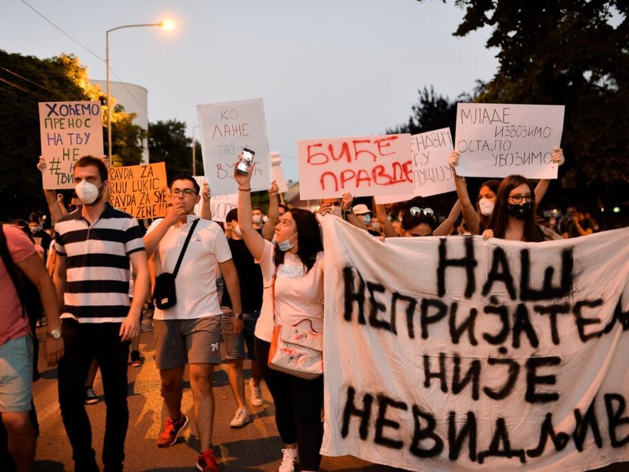 Protest dan 3 foto Vanja Keser