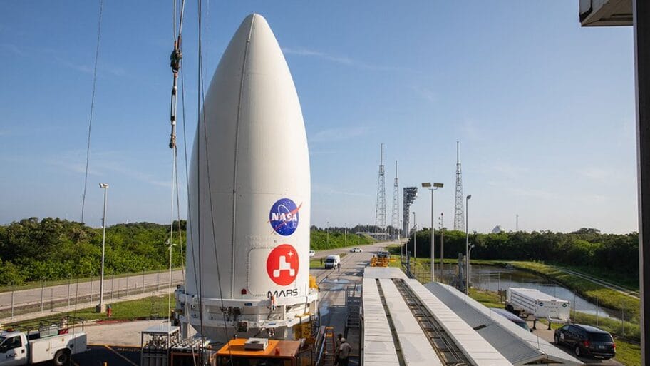 113323440 pia23985 1041