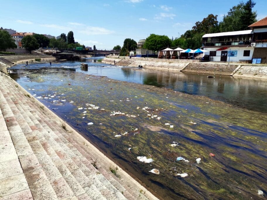 Smece u Nisavi 2 jul 2020 foto V S