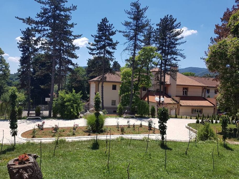 25 korisnika Doma za stare iz Donjeg Dušnika u KC Niš, svi u dobrom stanju 10 dom trem foto FB