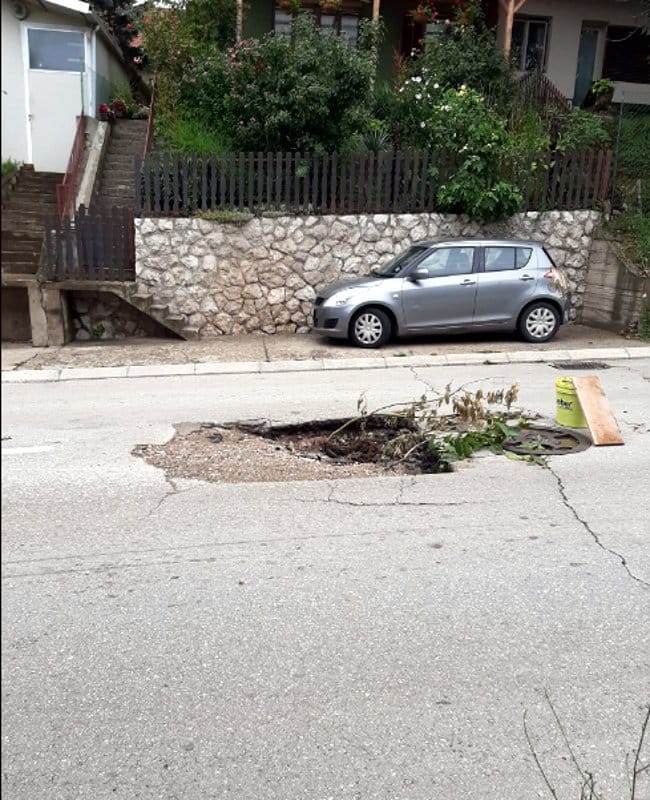 Opasna rupa Mokranjceva foto citalac