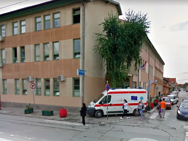 Dom zdravlja Aleksinac foto print screen Google street view