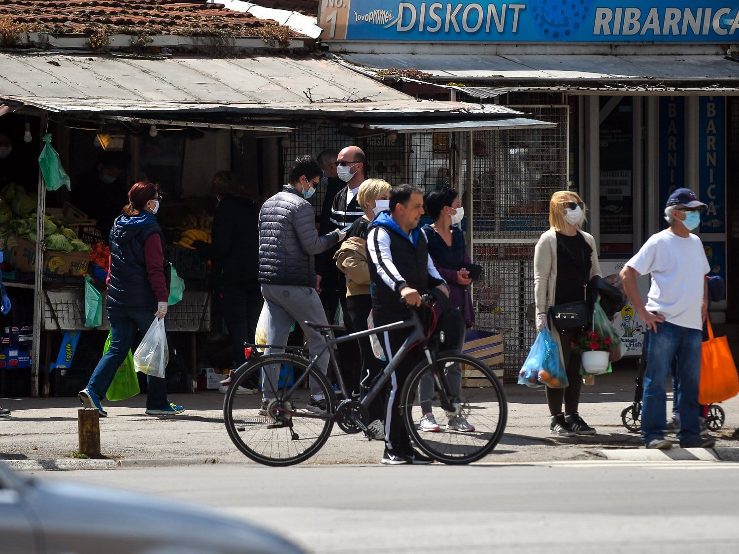 Gradjani maske; foto: Vanja Keser