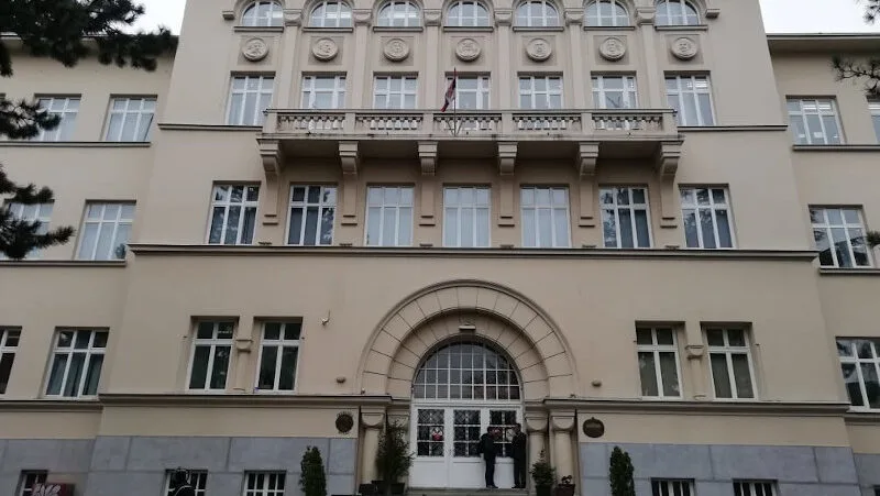 Srednje škole iz Pčinjskog okruga na takmičenju u besedništvu u Vranju 8 116713028 899271753816839 2394461206540315198 n 1 e1737712349214