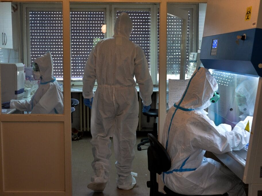 Toplički centar traži od Vlade detaljne informacije o izgradnji kovid bolnica 6 Korona ilustracija foto Vanja Keser