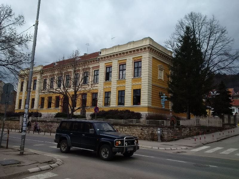 Deset meseci nakon ostavke postavljen novi direktor OŠ "Nikodije Stojanović Tatko" u Prokuplju 5 tatkova skola u prokuplju 1