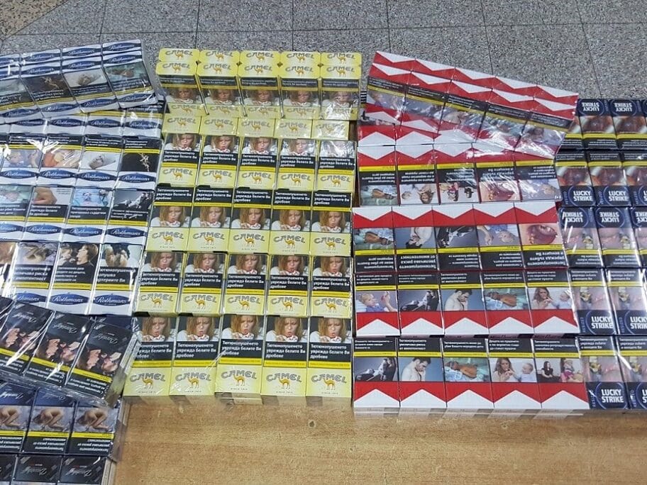 Sprečen pokušaj šverca cigareta na Gradini 11 ciagrete zaplenjene u prtljagu putnika na Gradini