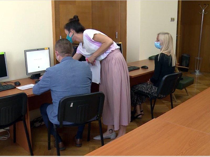 Javni-sluzbenici-reforma-foto-printskrin