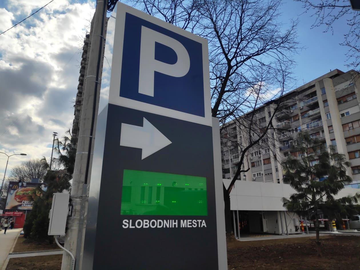 Garaza Sindjelicev trg4 foto JV J A