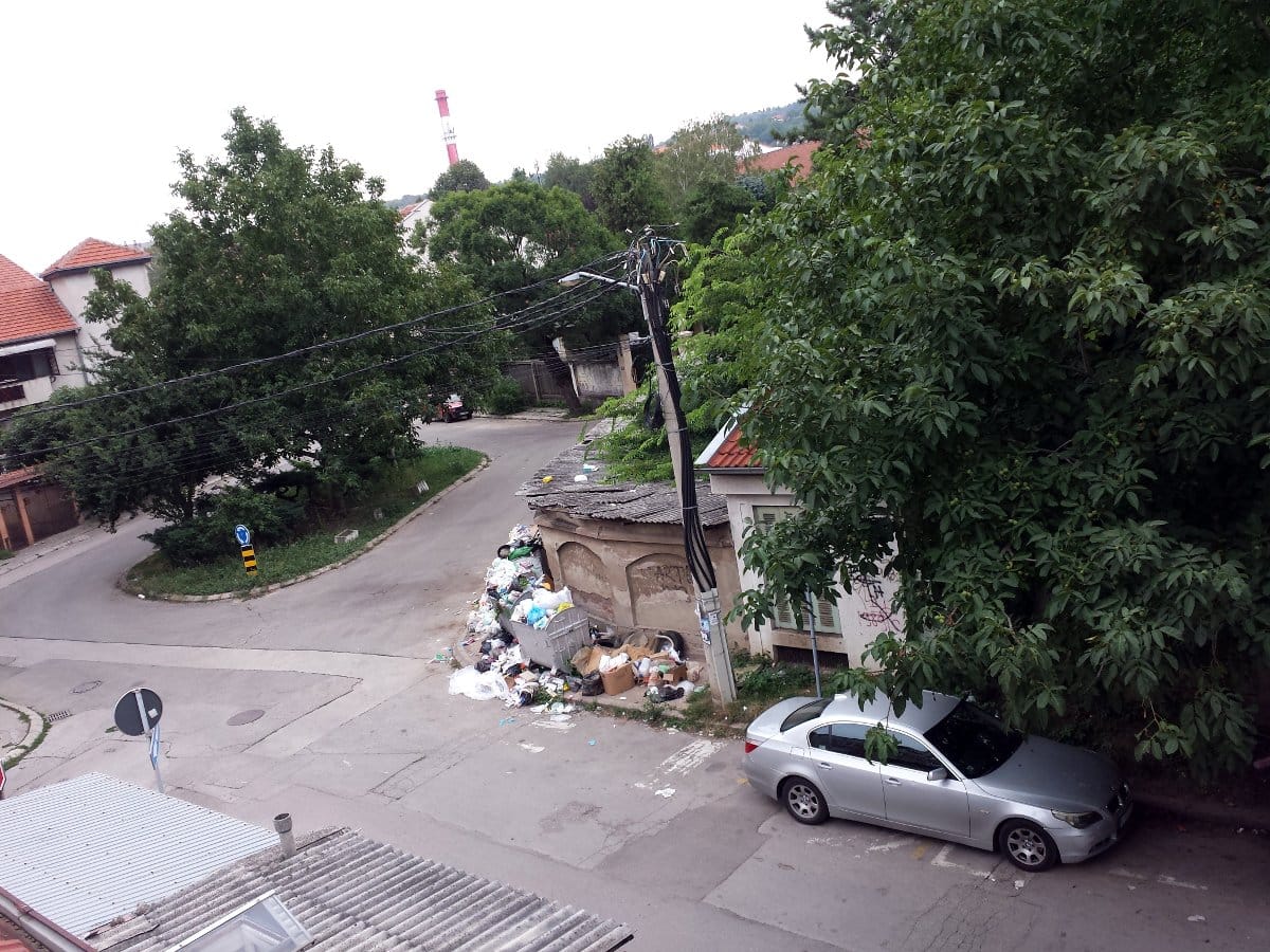 Smece u Ulici Kraljevića Marka Niš; foto: čitalac