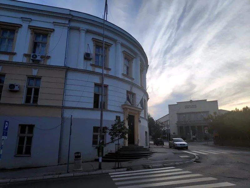 Opština Aleksinac kupila klupe jeftinije nego planirano 14 Opstina Aleksinac foto JV