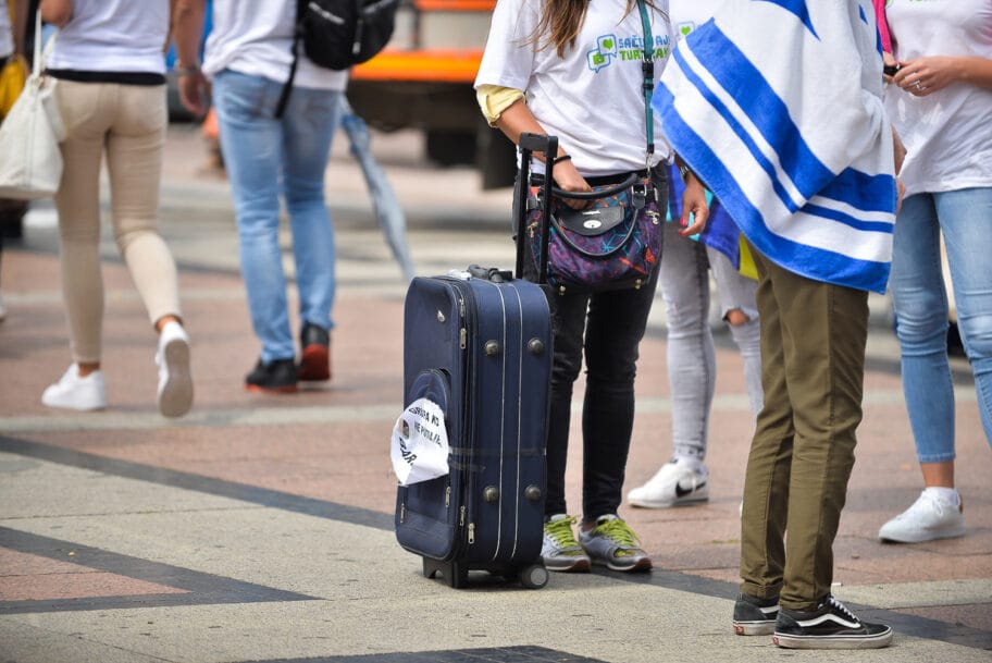 Turistički radnici upozoravaju na "crnu situaciju", iz Ministarstva im obećavaju pomoć da prezime 4 VAK 6277