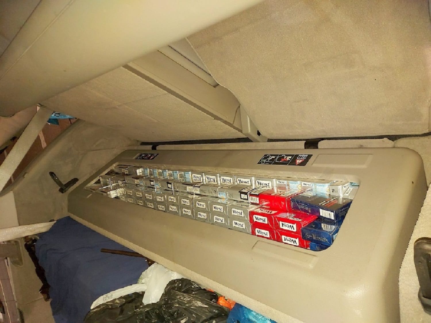 Šverc cigareta foto Uprava carina2