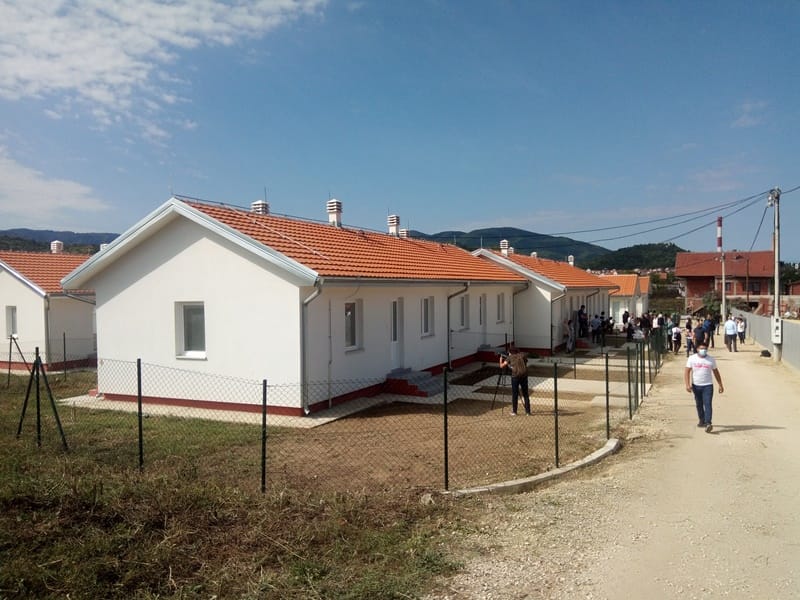 Deo žitelja romskog naselja u Prokuplju trajno rešio stambeno pitanje 11 kuce
