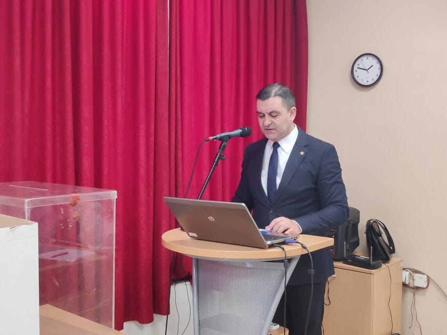 Kocić ostaje na čelu Medijane - za SNS opravdao funkciju manifestacijama i pronatalitetnom politikom 20 Skupstina Medijana4 foto JV