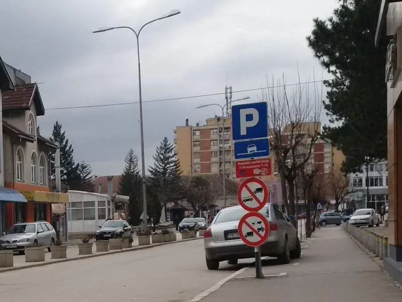 800x600 blace centar 1 1