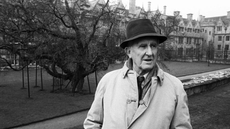 114214408 hi004375124