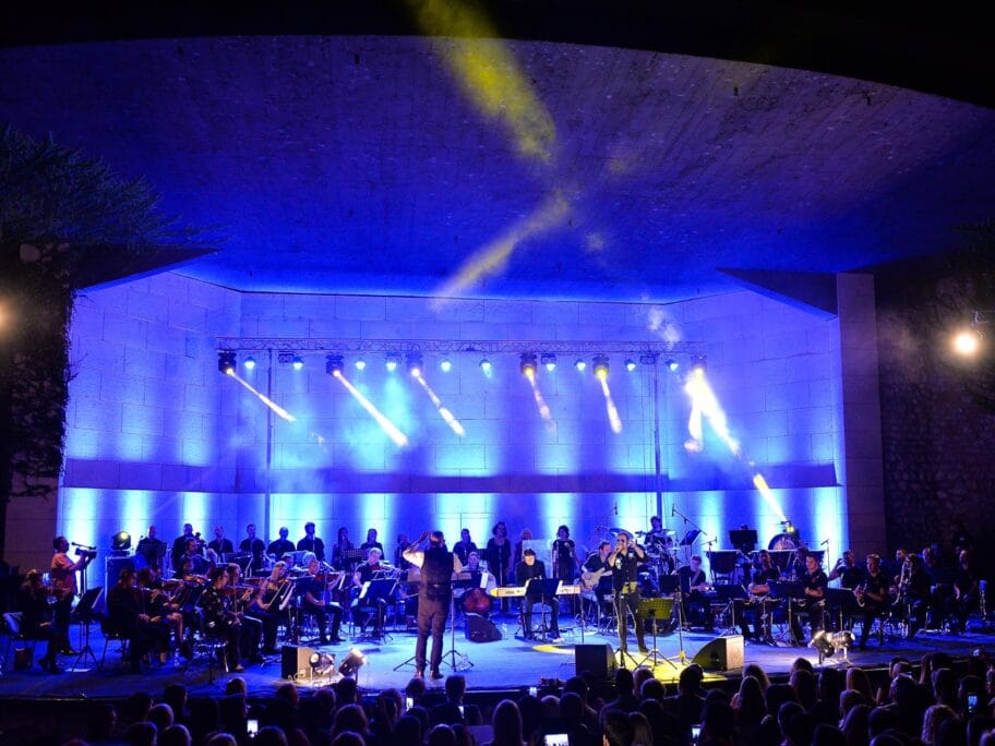 Letnja pozornica koncert foto Vanja Keser