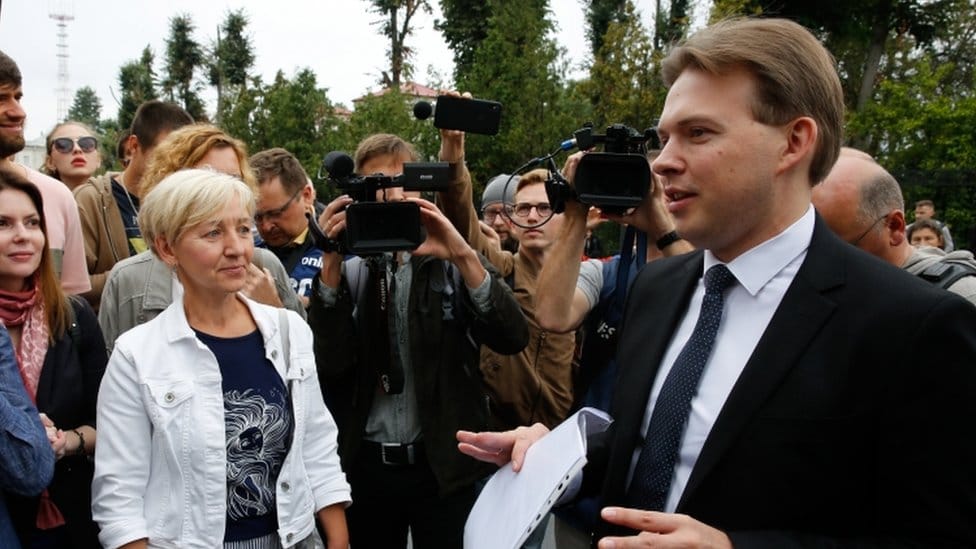 114294417 tv062981915