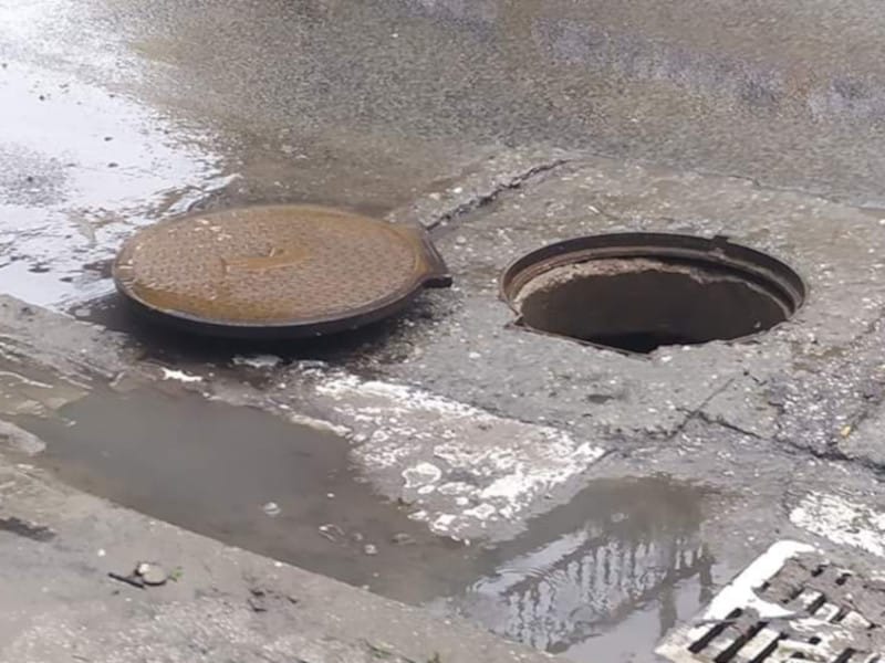 Vodovod najavio sanaciju otvorenih šahti u naselju Branko Bjegović 1 Otvorena sahta ilustracija 2 foto Nikola Stojanovic