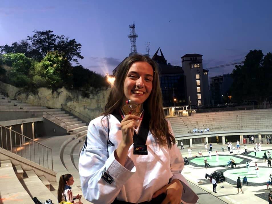 Anastasija Stoickov tekvondo foto TK Ramin Nis