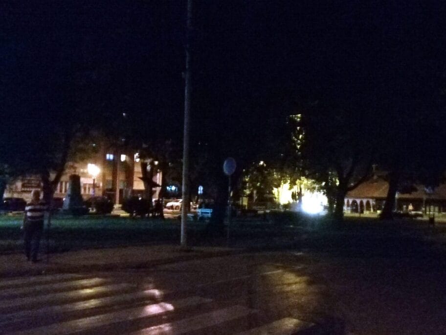 Mrak Trg 14 oktobar foto citalac scaled