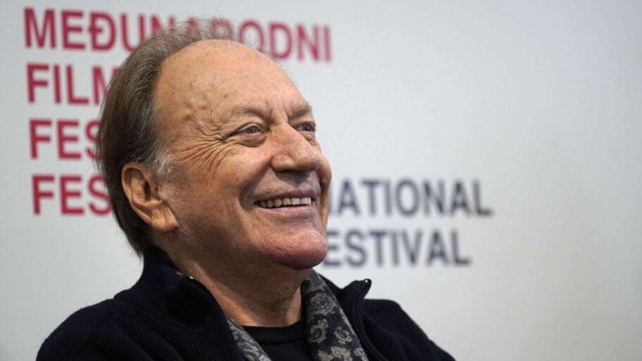 114610976 35062070 a