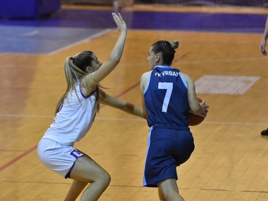 Dabl-dabl učinak kapitena i 20 poena Vujisićeve za trijumf Studenta na startu sezone 11 Vladana Vujisic Student Vrbas kosarka septembar 2020 foto Juzne vesti Vanja Keser