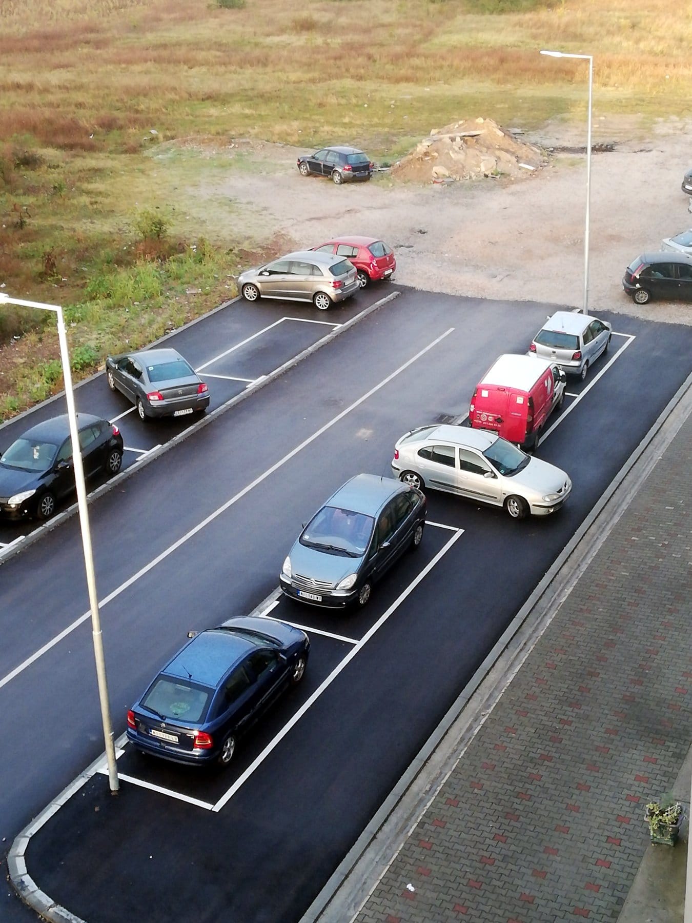 Parkiranje u Franca Vintera 2; foto: citalac