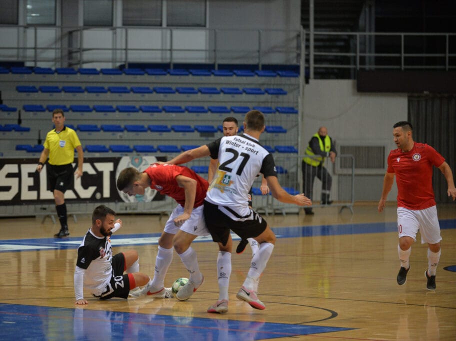 Vinter sport slavio u niškom derbiju, Vranje pobedilo Konjarnik 4 Kalca Vinter sport futsal oktobar 2020 foto Juzne vesti Vanja Keser
