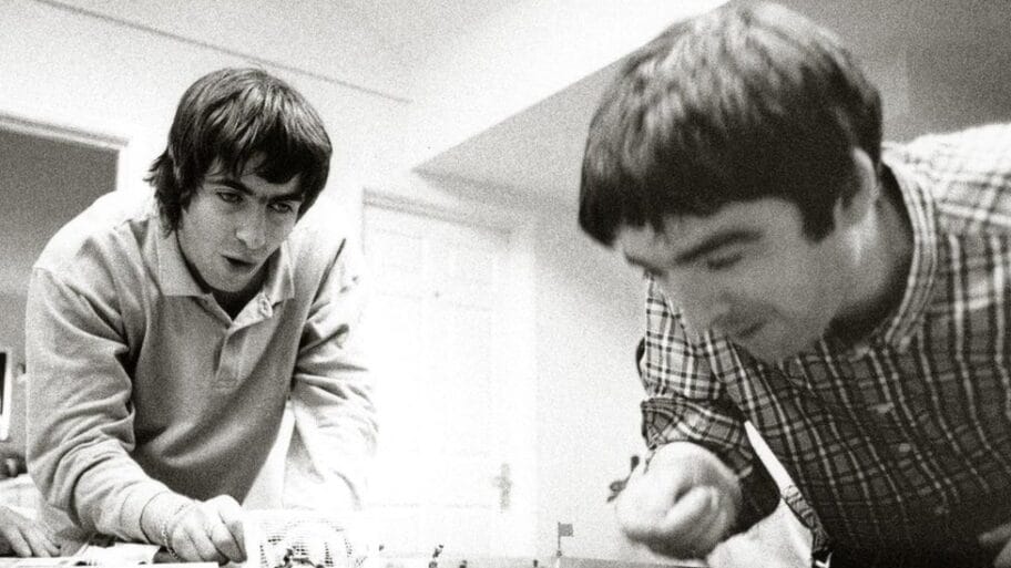 114695890 michaelspencerjones oasistablefootball rockfieldstudios1995