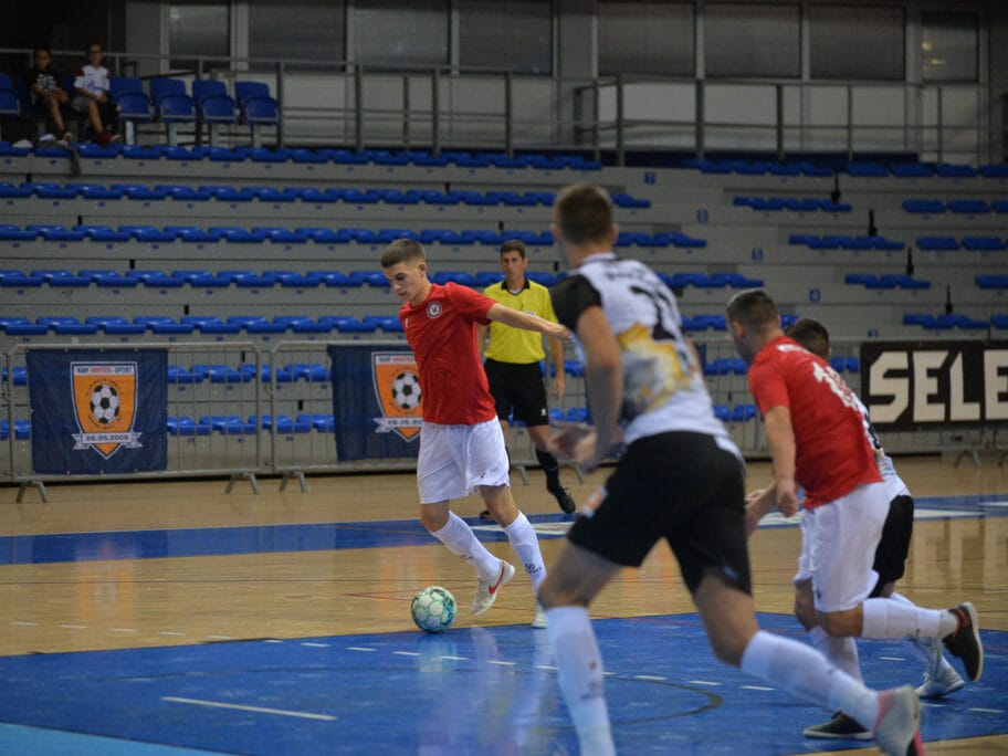 Prva futsal liga: Vranjanci gostuju sadašnjem, Vinter sport bivšem šampionu 8 Kalca Vinter sport oktobar 2020 futsal Prva liga foto Juzne vesti Vanja Keser