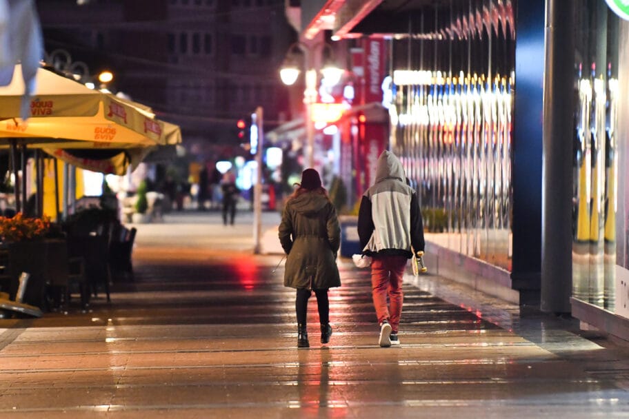 Zabrana rada kaficima baste centar Nis petak oktobar 2020 foto Juzne vesti Vanja Keser5