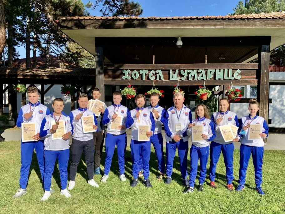 Elid osvojio ekipno i pojedinačno Kup Srbije, karatistkinji KK Niš zlato u juniorskoj konkurenciji 11 KK Elid Kup Srbije karate foto KK Elid scaled