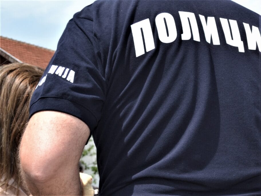 Suspendovani policajci iz Prokuplja kojima je pobegao pritvorenik 2 Policija dete foto ALEKSANDAR KOSTIC