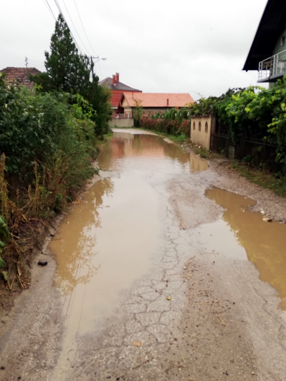 Ulica u Gornjem Međurovu; foto: čitalac-Prijavi problem