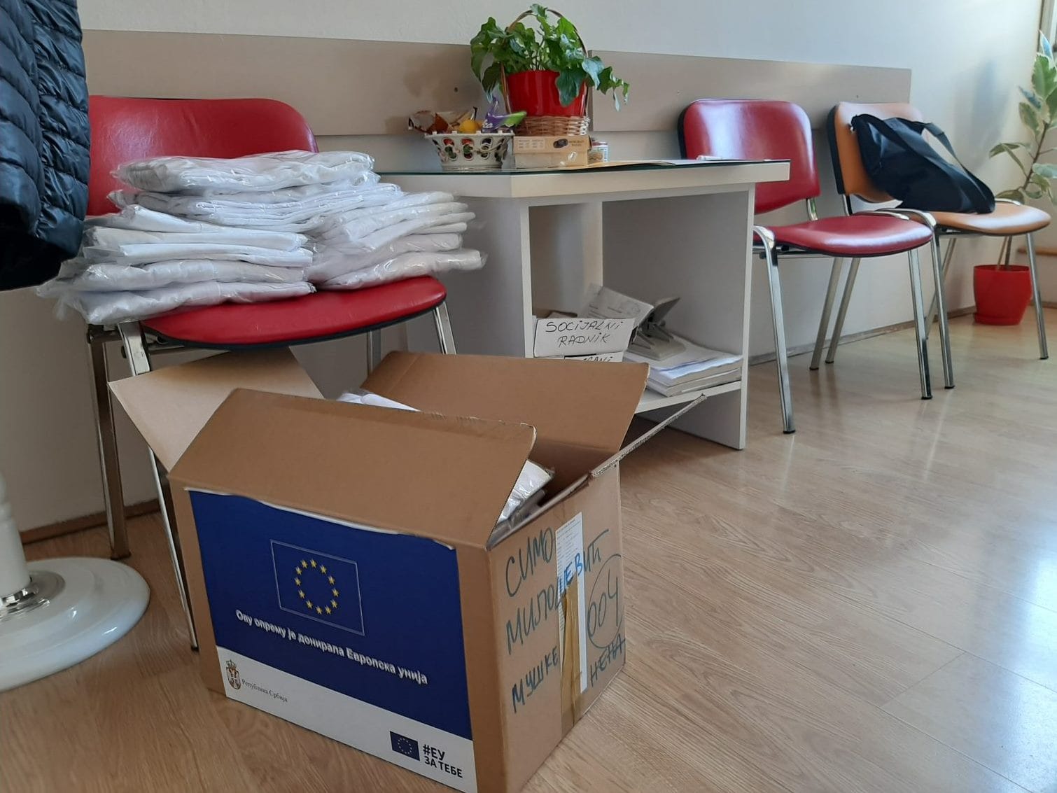 Uniforme foto EUinfo 3