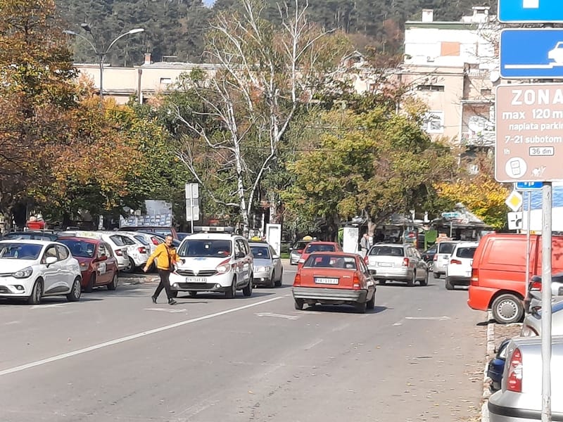 Formirani timovi za kontrolu epidemioloških mera u Toplici, kazne i do 500.000 dinara 10 20201029 095901