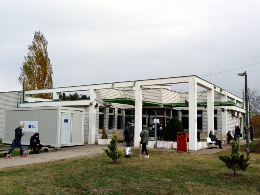 Jerkan: Problem sa mlađim pacijentima, zaražavaju starije 4 Kovid ambulanta novembar foto JV N Mitic