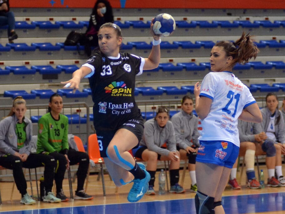 sara sukur zrk naisa nis foro rukometni savez srbije