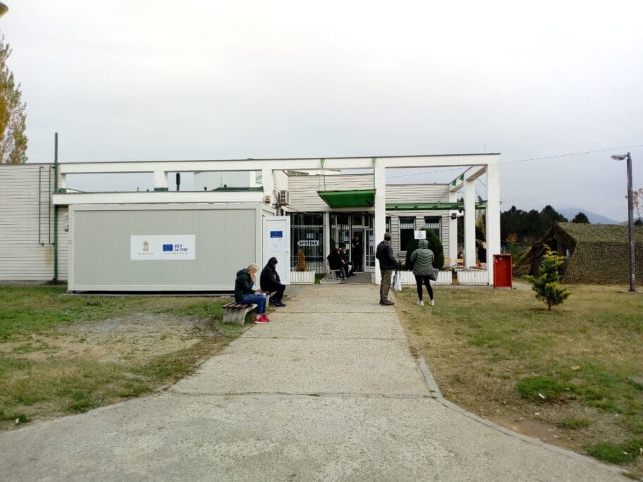 I dalje u porastu broj novoobolelih na jugu, u Vranju i Leskovcu skoro dupliran broj novozaraženih 14 kovid ambulanta foto nmitic